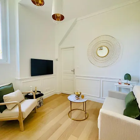 Apartmán De Charme Du General Leclerc - Place D'erlon - Hypercentre - Gare -