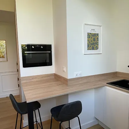 De Charme Du General Leclerc - Place D'erlon - Hypercentre - Gare - * رانس