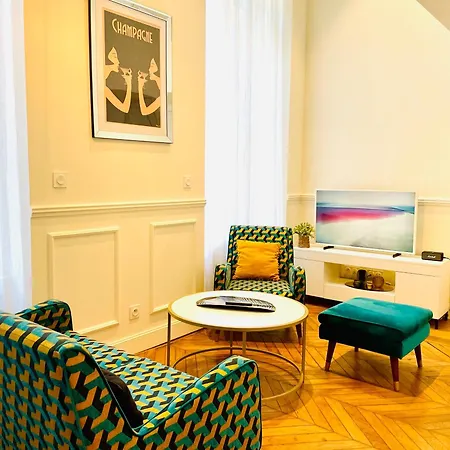Apartmán De Charme Du General Leclerc - Place D'erlon - Hypercentre - Gare - Remeš